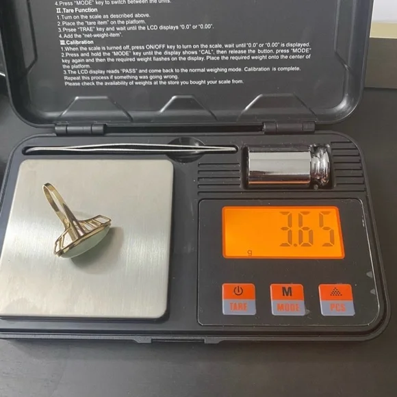 Timeless Green and Gold Jade Ring - Picture 5 of 7